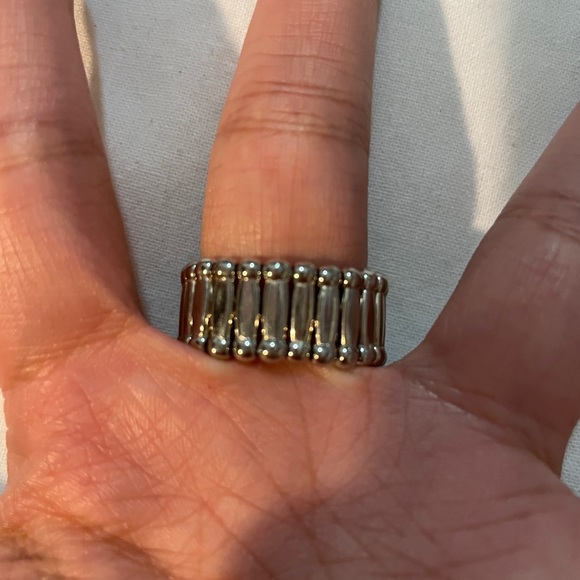 Ring - Picture 2 of 2